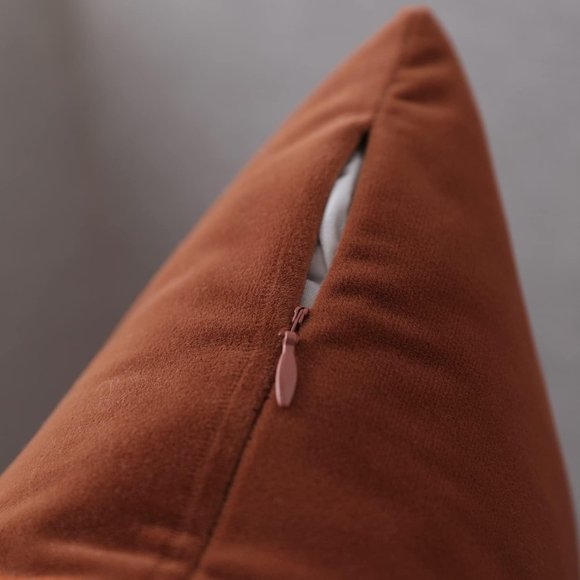 Set of 2 Clay Terracotta Soft Velvet New Pillow Covers 18" Square Zipper New - Picture 6 of 10